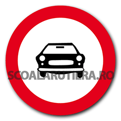 Accesul interzis autovehiculelor, cu excepția motocicletelor fără ataș