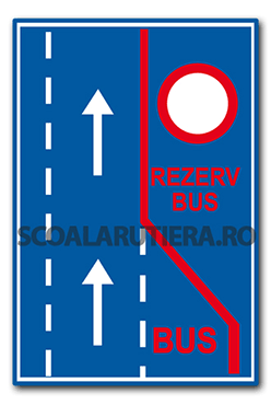 Bandă rezervată circulației mijloacelor de transport public de persoane 