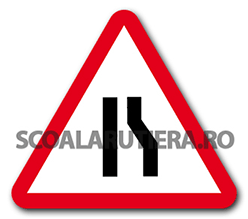 Indicatoare Rutiere Drum Ingustat Pe Partea Dreaptă