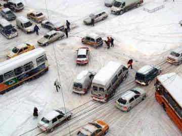 Cum să conduci pe timp de iarnă