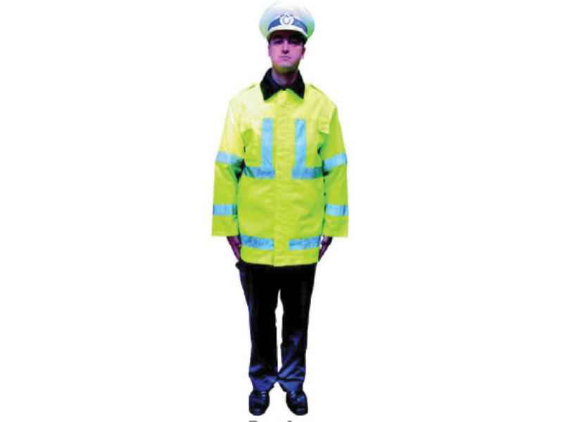 Ce semnifică această poziție a polițistului rutier?